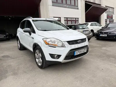 Usado Ford Kuga Titanium 163 CV (119 kW) 2011 Blanco SUV