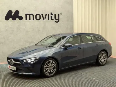 Usado Mercedes CLA220 Shooting Brake 190 CV (139 kW) 2021 Azul Familiar