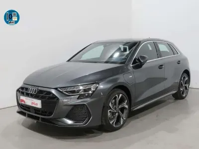 Usado Audi A3 Sportback e-tron S-Line 204 CV (150 kW) 2025 Gris Utilitario