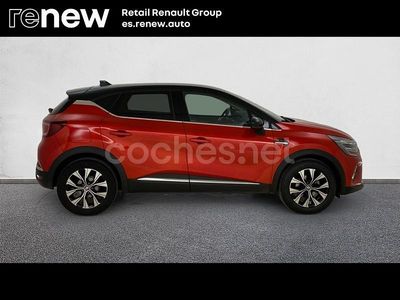 Usado Renault Captur Techno 90 CV (66 kW) 2023 Rojo SUV