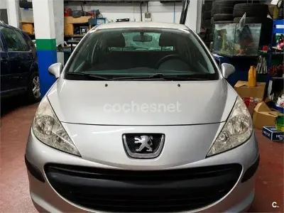 Usado Peugeot 207 75 CV (55 kW) 2008 Blanco Berlina