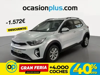 Usado Kia Stonic 79 CV (58 kW) 2025 Blanco SUV