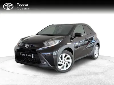 Usado Toyota Aygo X Limited 72 CV (52 kW) 2025 Negro SUV
