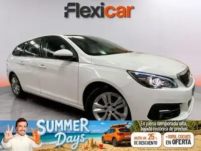 Usado Peugeot 308 Access 100 CV (73 kW) 2018 Blanco