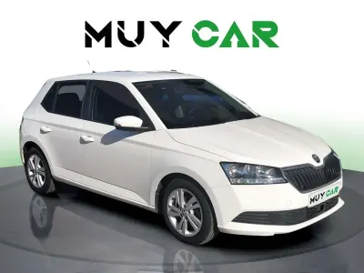 Usado Skoda Fabia Ambition 95 CV (69 kW) 2021 Blanco Utilitario
