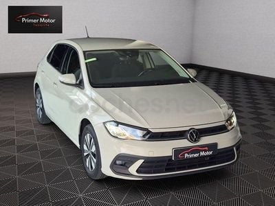 Usado VW Polo 95 CV (69 kW) 2024 Gris / plata Utilitario