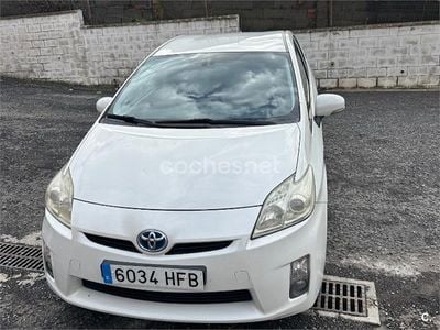 Usado Toyota Prius Advance 136 CV (100 kW) 2011 Blanco Berlina