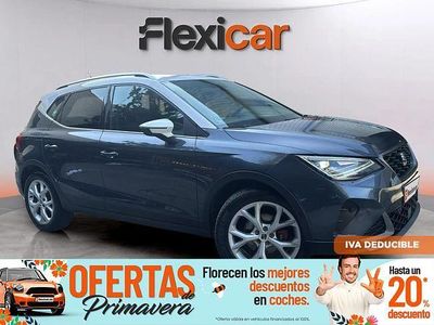 Usado Seat Arona FR 150 CV (110 kW) 2023 Gris / plata SUV