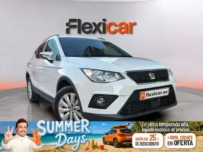 Usado Seat Arona Style 115 CV (84 kW) 2019 Blanco SUV