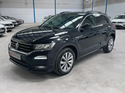 Usado VW T-Roc Advance 115 CV (84 kW) 2021 Negro SUV