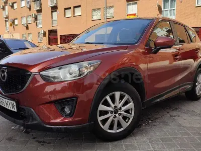 Usado Mazda CX-5 Luxury 150 CV (110 kW) 2014 Granate SUV