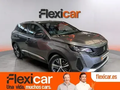 Usado Peugeot 3008 Allure 225 CV (165 kW) 2023 Gris SUV