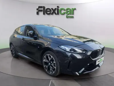 Usado BMW 120 170 CV (125 kW) 2025 Negro Utilitario
