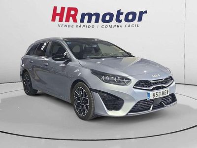 Gris Usado 2023 Kia Ceed GT-Line Utilitario | 19.590 € (Precio justo)
