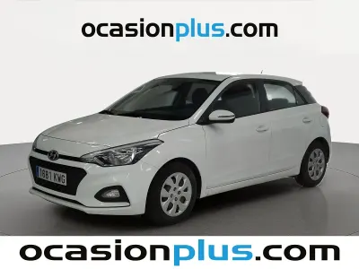 Usado Hyundai i20 75 CV (55 kW) 2019 Blanco Utilitario