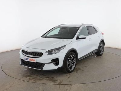 Blanco Usado 2022 Kia XCeed SUV | 17.499 € (Precio justo)
