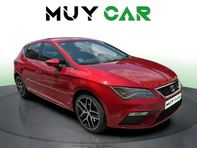 Usado Seat Leon FR 150 CV (110 kW) 2018 Rojo Utilitario