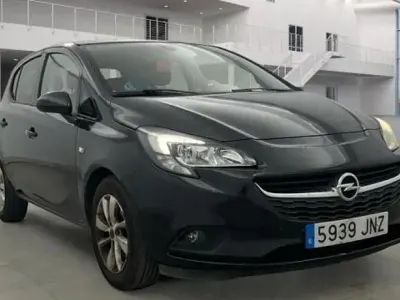 Usado Opel Corsa Selective 90 CV (66 kW) 2016 Negro Utilitario