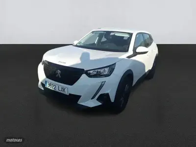 Usado Peugeot 2008 Active 110 CV (80 kW) 2022 Blanco SUV