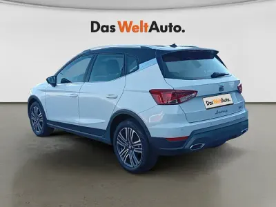 Usado Seat Arona FR 115 CV (84 kW) 2025 Blanco SUV