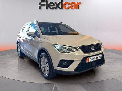 Usado Seat Arona Ecomotive 95 CV (69 kW) 2018 Blanco SUV