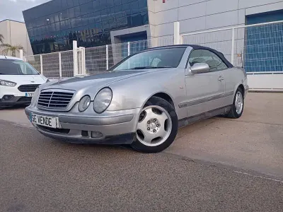 Usado Mercedes CLK320