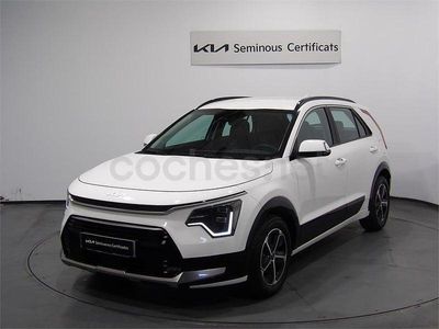 Usado Kia Niro 129 CV (94 kW) 2025 Blanco SUV
