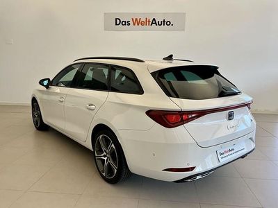 Usado Seat Leon ST FR 150 CV (110 kW) 2025 Blanco Familiar