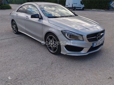 Gris / plata Usado 2015 Mercedes CLA200 AMG line Berlina | 18.600 € (Precio justo)