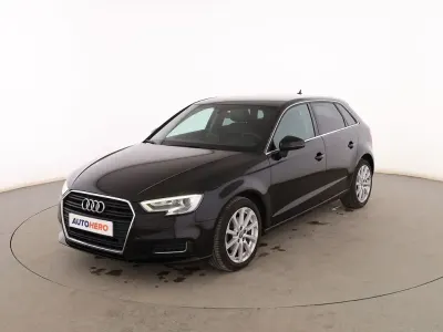 Usado Audi A3 Sportback Design 110 CV (80 kW) 2017 Negro Utilitario