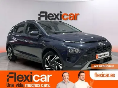 Usado Hyundai Bayon 84 CV (61 kW) 2023 Gris SUV