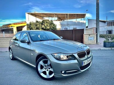 Usado BMW 318 143 CV (105 kW) 2011 Beige Berlina