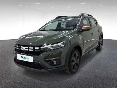 Usado Dacia Sandero Extreme 101 CV (74 kW) 2025 Verde Utilitario