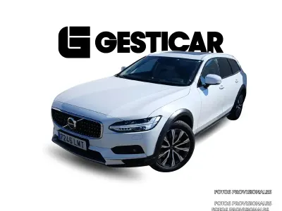 Usado Volvo V90 CC 235 CV (172 kW) 2021 Familiar