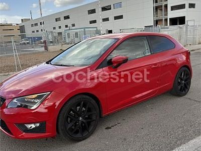 Usado Seat Leon SC FR 180 CV (132 kW) 2014 Rojo Utilitario