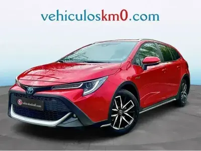 Usado Toyota Corolla Sport 180 CV (132 kW) 2021 Rojo Familiar