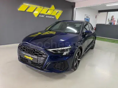 Usado Audi A3 Comfort 245 CV (180 kW) 2023 Azul Berlina