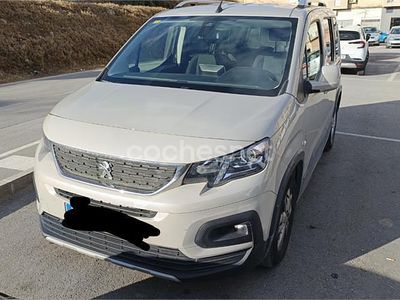 Usado Peugeot Rifter Allure 100 CV (73 kW) 2020 Beige Monovolumen
