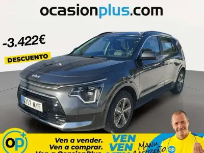 Usado Kia Niro 141 CV (103 kW) 2025 Gris SUV