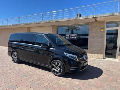 Usado Mercedes V300 239 CV (175 kW) 2022 Negro Monovolumen