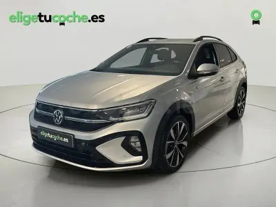 Usado VW Taigo R-line 115 CV (84 kW) 2025 Gris / plata SUV