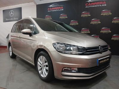 Usado VW Touran Advance 115 CV (84 kW) 2017 Marrón Monovolumen