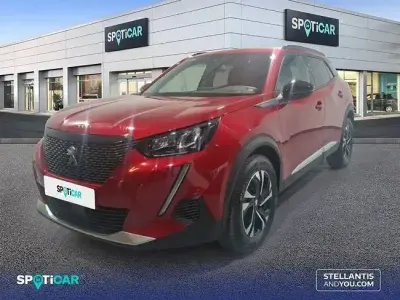 Usado Peugeot 2008 Allure 130 CV (95 kW) 2023 Rojo SUV