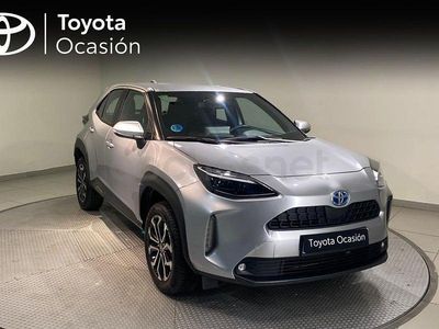 Usado Toyota Yaris Cross Active 116 CV (85 kW) 2022 Gris / plata SUV