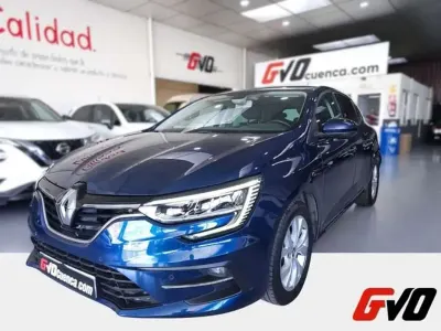 Usado Renault Mégane IV Intens 116 CV (85 kW) 2021 Azul Utilitario