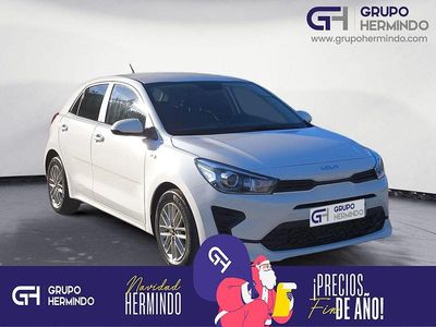Blanco Usado 2022 Kia Rio Berlina | 13.885 € (Precio justo)