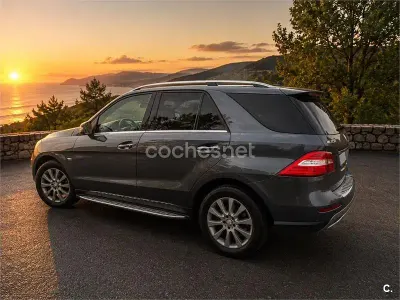 Usado Mercedes GLE250 204 CV (150 kW) 2015 Negro SUV