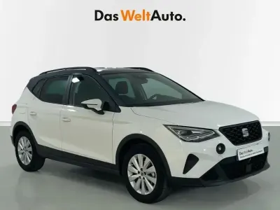 Usado Seat Arona Style 115 HP (84 kW) 2025 Branco SUV