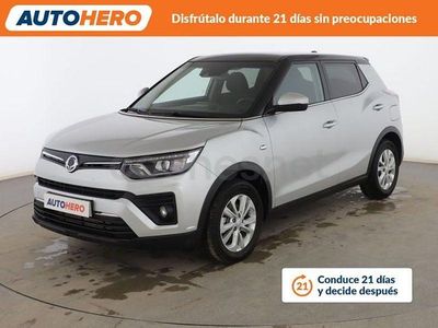 Usado Ssangyong (KGM) Tivoli 136 CV (100 kW) 2021 Gris SUV