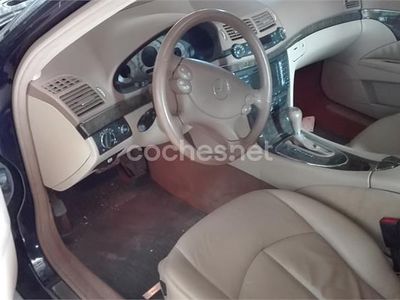 Azul Usado 2006 Mercedes E350 Avantgarde Berlina | 7500 € (Precio justo)